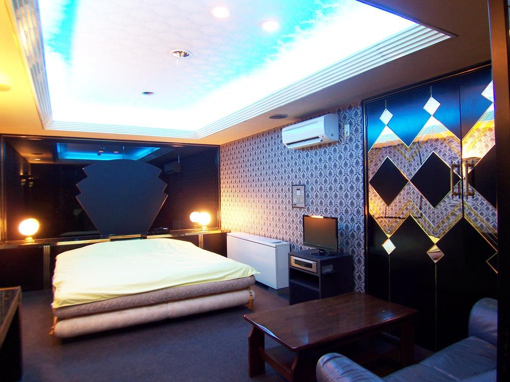 Hotel Pyramid (Adults Only) Himeji Dış mekan fotoğraf