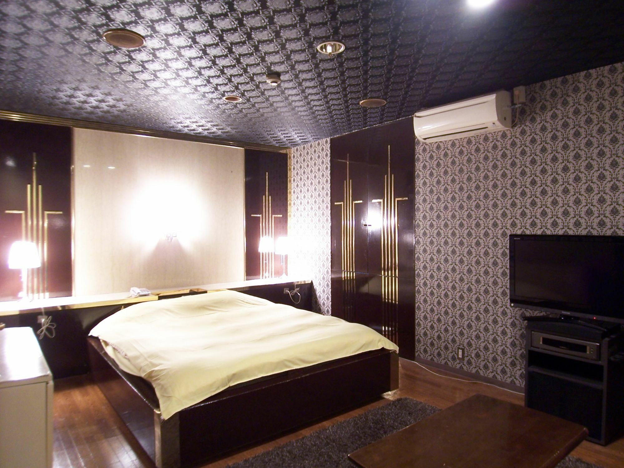 Hotel Pyramid (Adults Only) Himeji Dış mekan fotoğraf